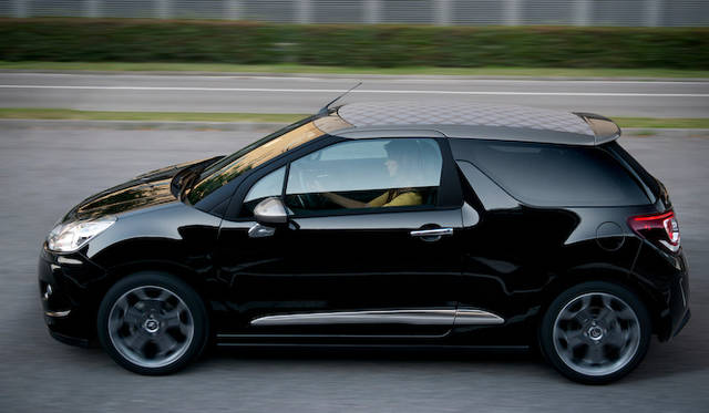 <strong>Citroen DS3 cabrio｜シトロエン DS3 カブリオ</strong>