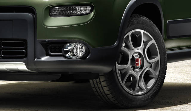 <strong>Fiat Panda 4x4｜フィアット パンダ 4x4</strong>