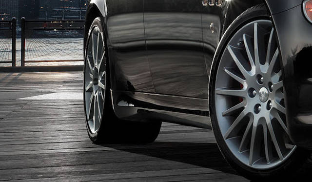 <strong>Maserati Quattroporte sport GTS MC Sportline｜<br />マセラティ クアトロポルテ スポーツGT S MC スポーツライン</strong>