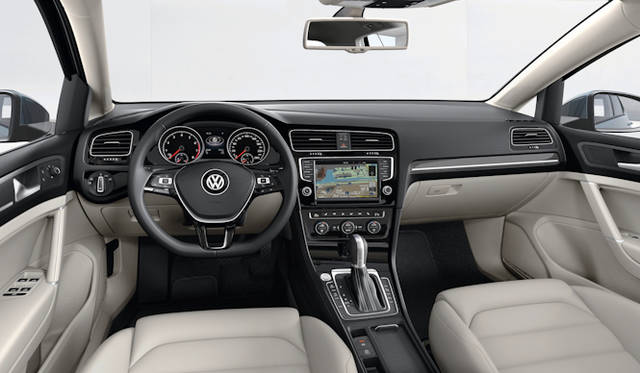 <strong>Volkswagen Golf｜フォルクスワーゲン ゴルフ</strong>