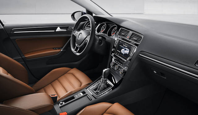 <strong>Volkswagen Golf｜フォルクスワーゲン ゴルフ</strong>