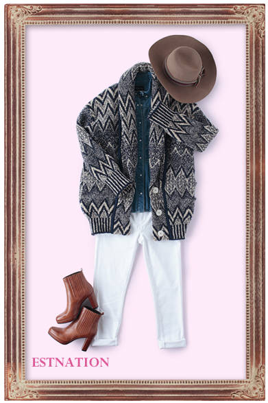 リラックス感が溢れるビッグシルエットのニットコート、今年はイカット柄などのネイティブアメリカンの要素を取り入れたスタイリングがお薦め。ラフに着こなせば、女性ならではのやわらかさが演出される計算されたコーディネイトに。<br /><br />ESTNATION｜エストネーション<br />Tel. 03-5159-7800