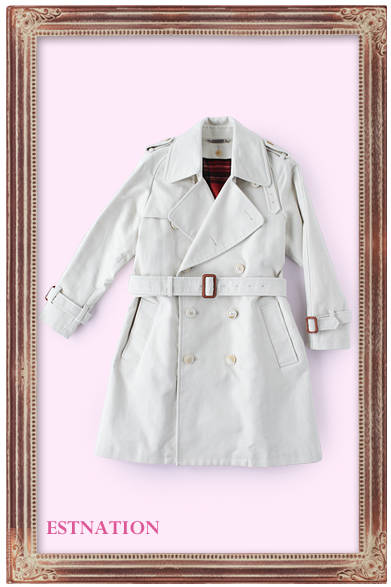 ベーシックなトレンチコートは、1枚あると重宝する万能選手。人気のビューティフルピープルとの別注はこだわってつくられた1枚。裏地のチャック柄もポイントに。<br /><br />コート　10万5000円（beautiful people｜ビューティフルピープル）エストネーション別注<br /><br />ESTNATION｜エストネーション<br />Tel. 03-5159-7800