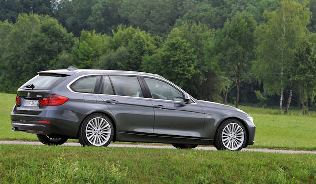 <strong>BMW 3series Touring｜ビー・エム・ダブリュー　3シリーズ ツーリング</strong>