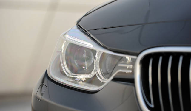 <strong>BMW 3series Touring｜ビー・エム・ダブリュー　3シリーズ ツーリング</strong>