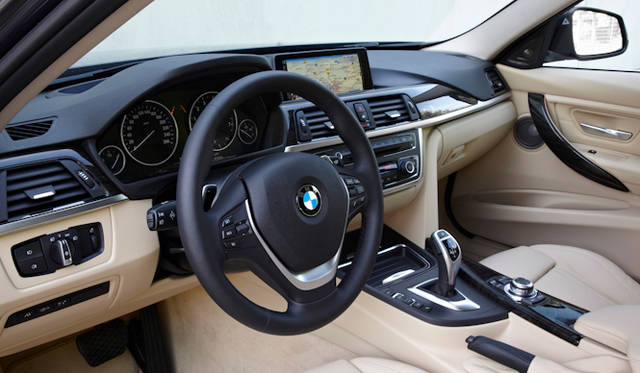 <strong>BMW 3series Touring｜ビー・エム・ダブリュー　3シリーズ ツーリング</strong>