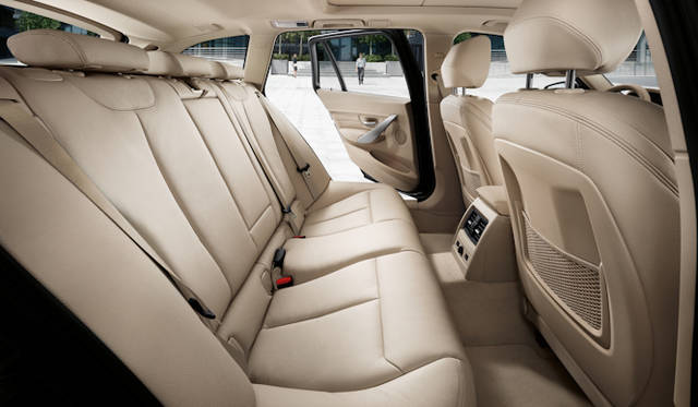 <strong>BMW 3series Touring｜ビー・エム・ダブリュー　3シリーズ ツーリング</strong>