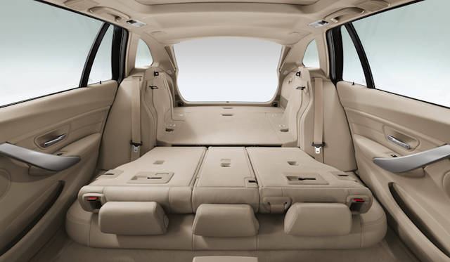 <strong>BMW 3series Touring｜ビー・エム・ダブリュー　3シリーズ ツーリング</strong>