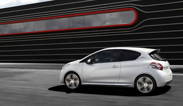 <strong>Peugeot 208 GTi｜プジョー208 GTi</strong>