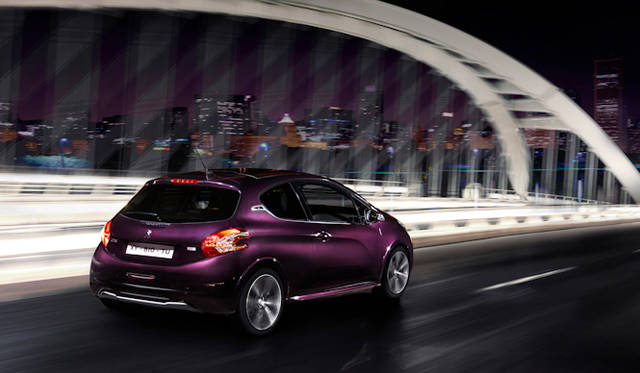 <strong>Peugeot 208 XY｜プジョー208 XY</strong>