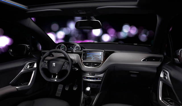 <strong>Peugeot 208 XY｜プジョー208 XY</strong>