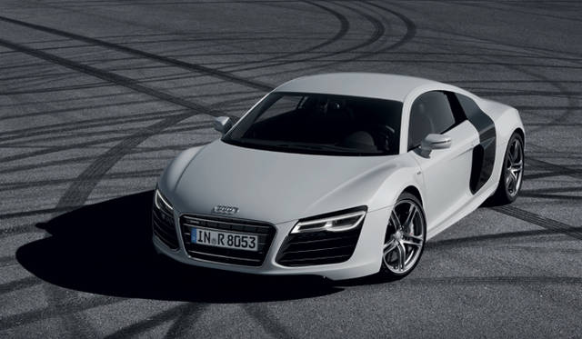 <strong>Audi R8 ｜アウディ R8</strong>