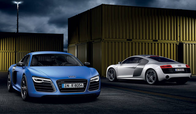 <strong>Audi R8 V10 Plus ｜アウディ R8 V10 プラス</strong>