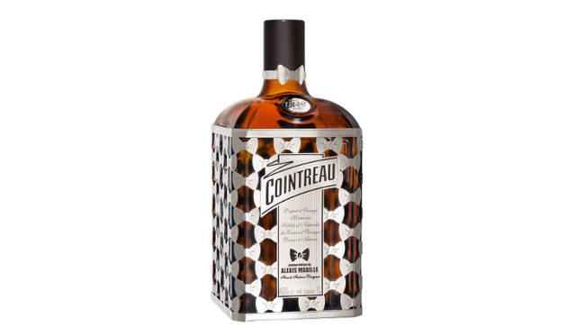 <strong>Cointreau｜コアントロー</strong>　「コアントロー オートクチュール ボトル by アレクシ・マビーユ」（40度／1000ml） 1万円