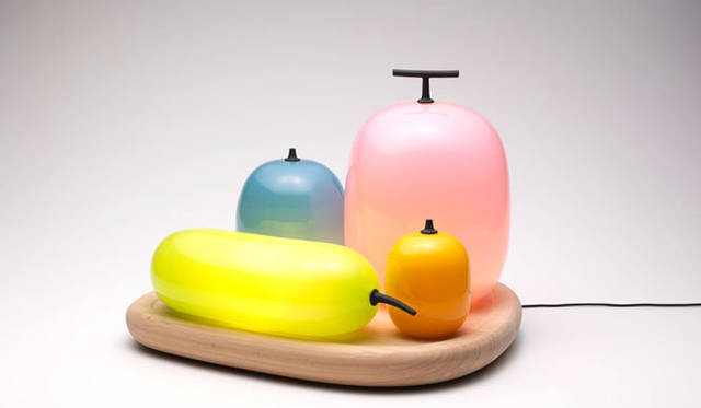 <strong>S&O DESIGN 清水久和＆岡田栄造</strong>　「フルーツ・テーブル・ランプ」 ギャルリ・ヴィヴィッド 2011