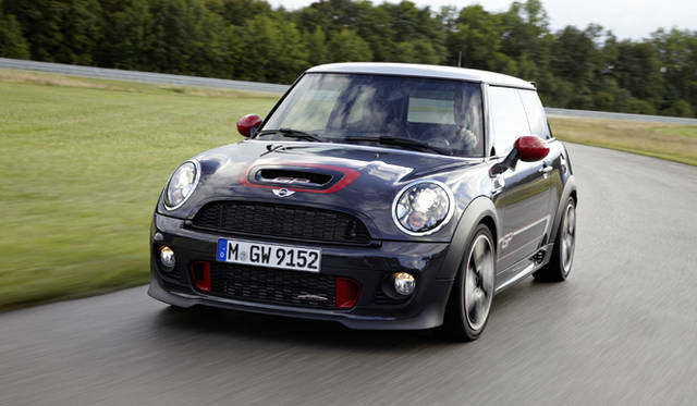 <strong>MINI John Cooper Works GP｜ミニ ジョン・クーパーワークス GP</strong>