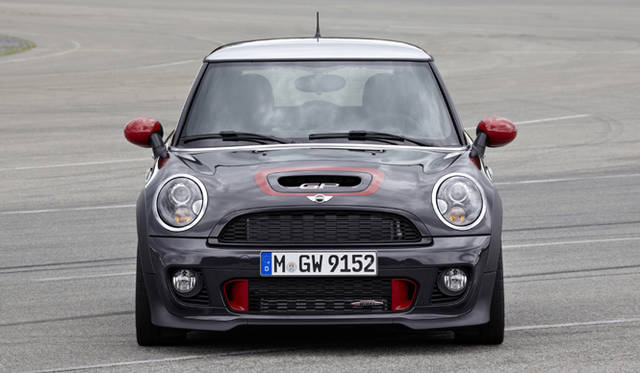 <strong>MINI John Cooper Works GP｜ミニ ジョン・クーパーワークス GP</strong>