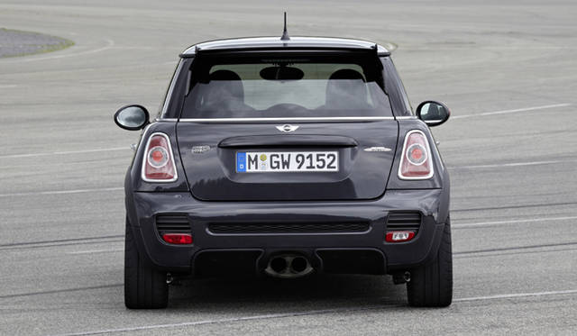 <strong>MINI John Cooper Works GP｜ミニ ジョン・クーパーワークス GP</strong>