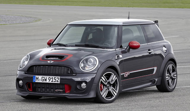 <strong>MINI John Cooper Works GP｜ミニ ジョン・クーパーワークス GP</strong>