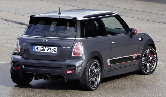 <strong>MINI John Cooper Works GP｜ミニ ジョン・クーパーワークス GP</strong>