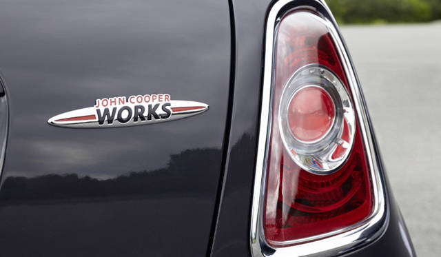 <strong>MINI John Cooper Works GP｜ミニ ジョン・クーパーワークス GP</strong>