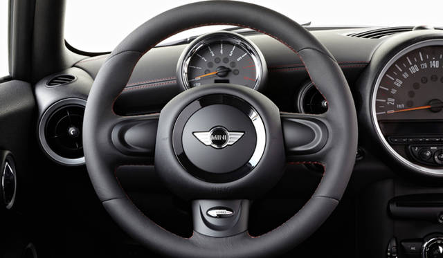 <strong>MINI John Cooper Works GP｜ミニ ジョン・クーパーワークス GP</strong>