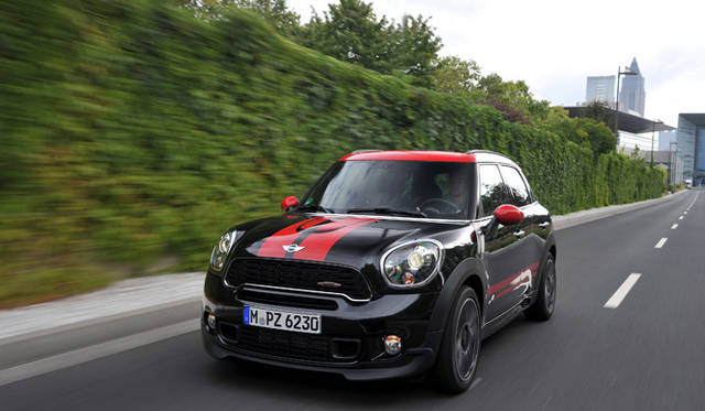 <strong>MINI John Cooper Works Countryman (Crossover)｜ミニ ジョン・クーパー・ワークス クロスオーバー</strong>
