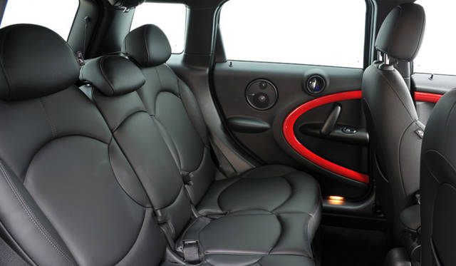 <strong>MINI John Cooper Works Countryman (Crossover)｜ミニ ジョン・クーパー・ワークス クロスオーバー</strong>