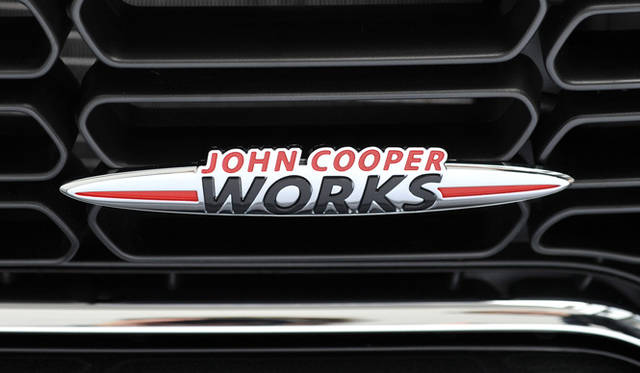 <strong>MINI John Cooper Works Countryman (Crossover)｜ミニ ジョン・クーパー・ワークス クロスオーバー</strong>