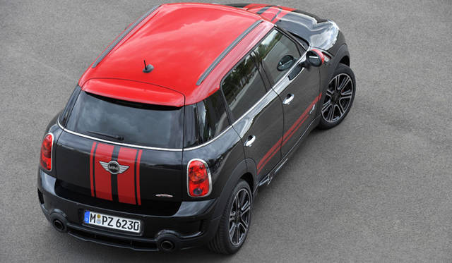 mini_jcw_countryman_063 <strong>MINI John Cooper Works Countryman (Crossover)|ミニ ジョン・クーパー・ワークス クロスオーバー</strong>