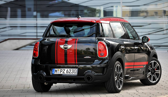 mini_jcw_countryman_071 <strong>MINI John Cooper Works Countryman (Crossover)|ミニ ジョン・クーパー・ワークス クロスオーバー</strong>