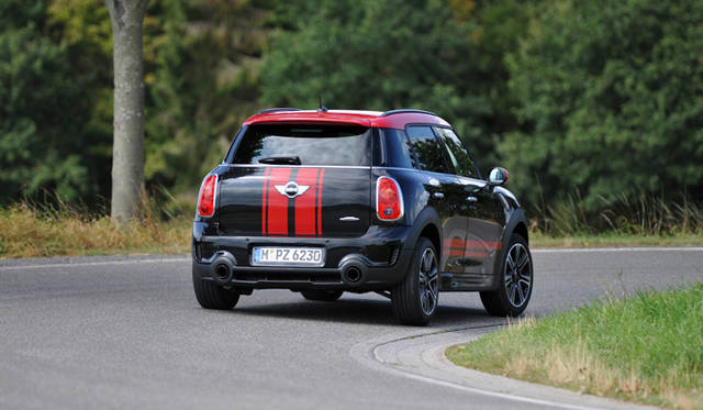 mini_jcw_countryman_079 <strong>MINI John Cooper Works Countryman (Crossover)|ミニ ジョン・クーパー・ワークス クロスオーバー</strong>