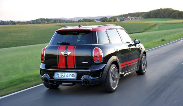 mini_jcw_countryman_094 <strong>MINI John Cooper Works Countryman (Crossover)|ミニ ジョン・クーパー・ワークス クロスオーバー</strong>