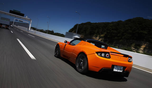 <strong>TESLA Roadster Sport 2.5｜テスラ ロードスター スポーツ 2.5</strong>