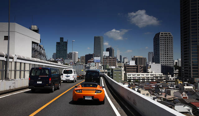 <strong>TESLA Roadster Sport 2.5｜テスラ ロードスター スポーツ 2.5</strong>