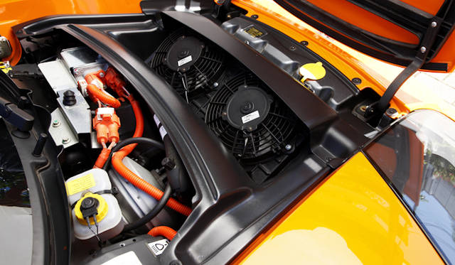 <strong>TESLA Roadster Sport 2.5｜テスラ ロードスター スポーツ 2.5</strong>