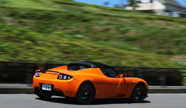 <strong>TESLA Roadster Sport 2.5｜テスラ ロードスター スポーツ 2.5</strong>