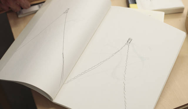 <strong>伊藤嶺花×鈴木康広｜スピリチュアル対談（後編）</strong>　「ほんとに多才。手先も器用ですしね。なんでもできちゃいますよ。不可能なことはないですから。お勉強とか、課題として与えられたものは好きじゃないけど、計算とかをつかさどる頭脳がものすごいので」（伊藤さん）