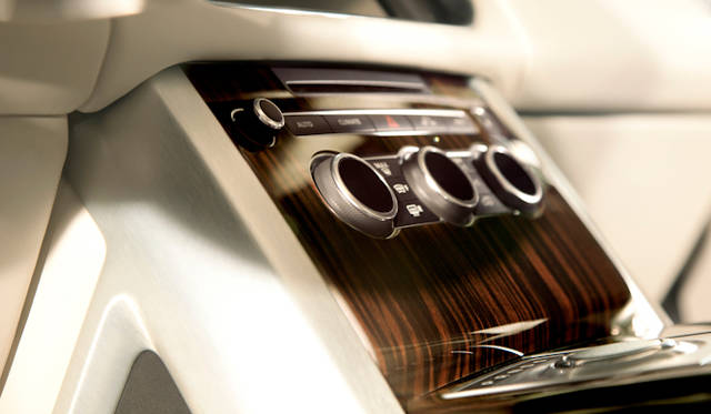 <strong>Range Rover｜レンジローバー</strong>