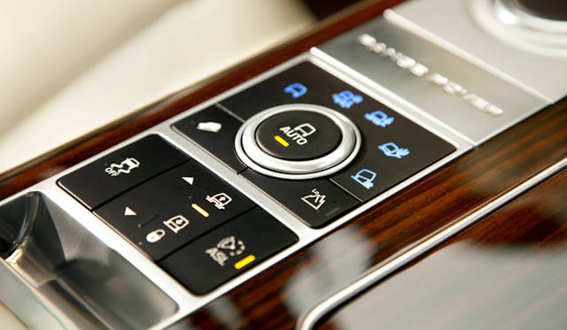 <strong>Range Rover｜レンジローバー</strong>