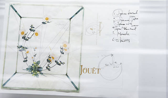 <strong>PERRIER-JOUËT｜ペリエ ジュエ</strong>　東 信氏のデッサン