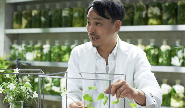 <strong>PERRIER-JOUËT｜ペリエ ジュエ</strong>　