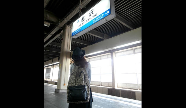 <strong>戸田恵子｜三谷幸喜による傑作一人芝居　『なにわバタフライN.V』三度目の挑戦</strong>　今回初上演をおこなった金沢へ