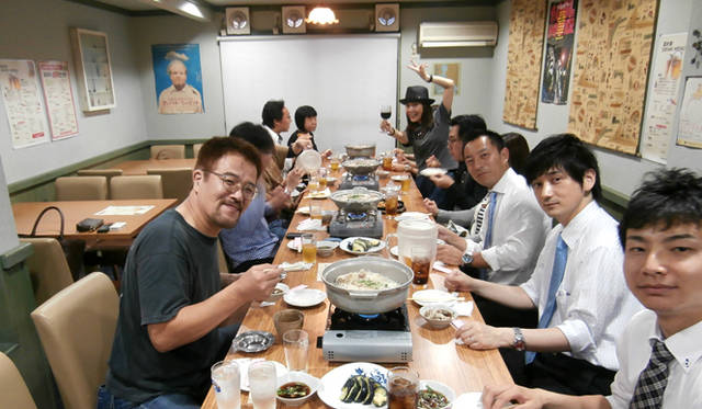 <strong>戸田恵子｜三谷幸喜による傑作一人芝居　『なにわバタフライN.V』三度目の挑戦</strong>　スタッフみんなでその土地の美食を愉しみました！