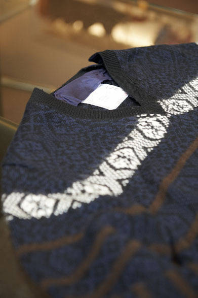 <strong>ESTNATION｜エストネーション</strong>　ニット4万8300円（サカイ／エストネーション）