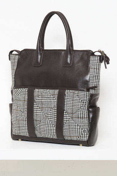 <strong>ESTNATION｜エストネーション</strong>　バッグ4万7250円（ケンジイケダ／エストネーション）