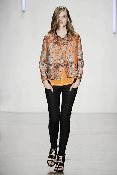 　2013年春夏コレクション