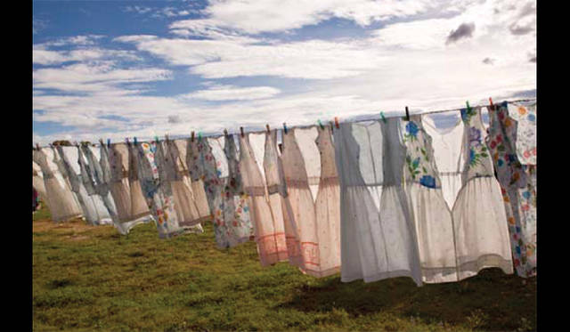 <strong>BOOK｜『IMA』創刊</strong>　ユニース・アドルノは近年、暴力によって荒廃したメキシコの都市にフォーカスした、あたらしいプロジェクトに取り組んでいる　Copyright © amanaholdings inc. All Rights Reserved.