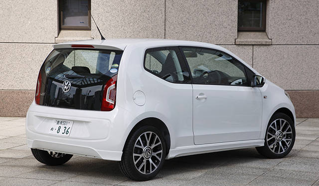 <strong>Volkswagen up!｜フォルクスワーゲン アップ！</strong><br />写真は2ドアのmove up!