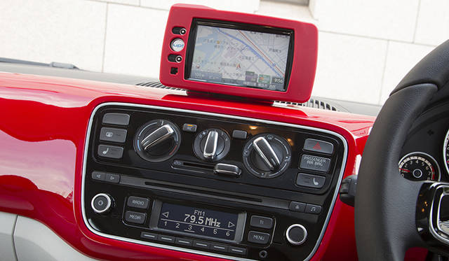 <strong>Volkswagen up!｜フォルクスワーゲン アップ！</strong><br />純正オプションとなるナビゲーション